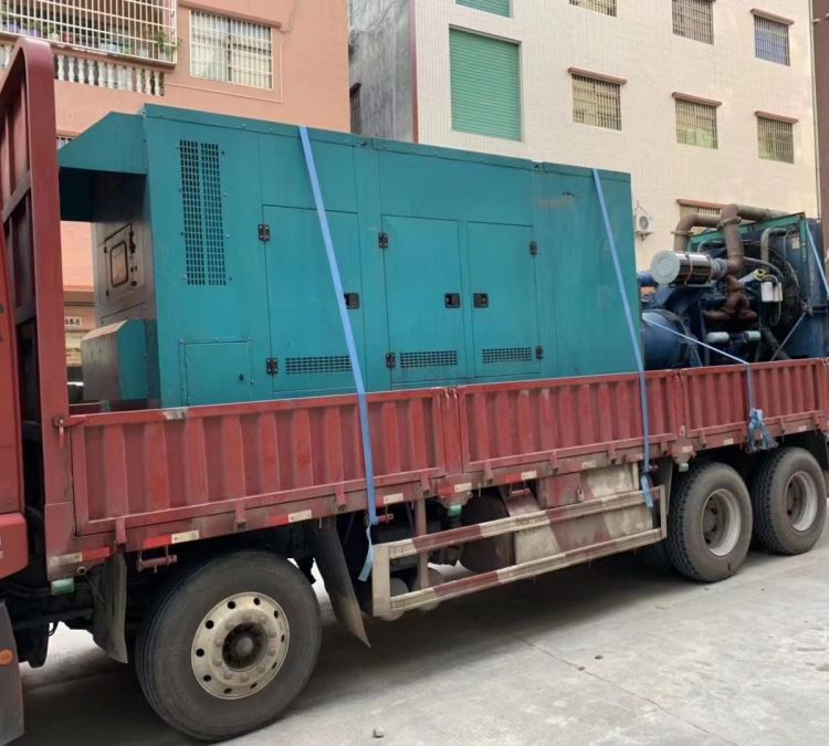 托克逊如何在不同负载率下确保 400KW 柴油发电机组的正常运行？